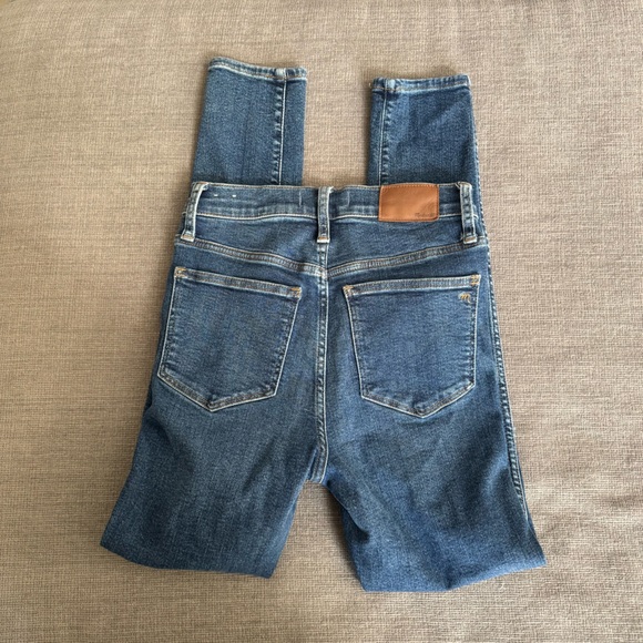 Madewell 10” High Rise Skinny Jean - Picture 4 of 4